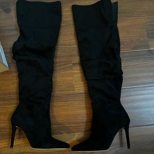 Jessica Simpson Lyrelle Faux Suede. Size 8. Black. Used once.